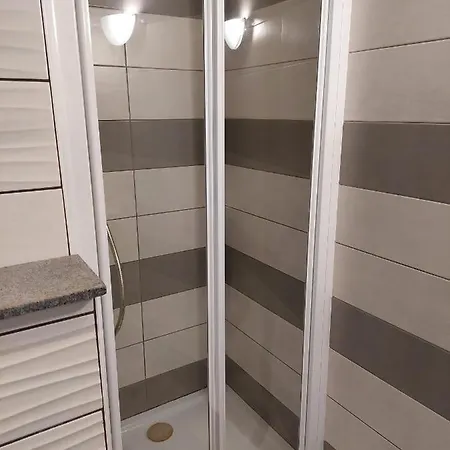 Le Batou, Centre Apartman
